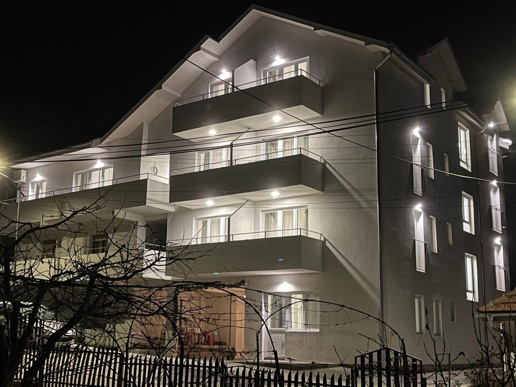 Milutinn-Lipa Soko Banja Bagian luar foto