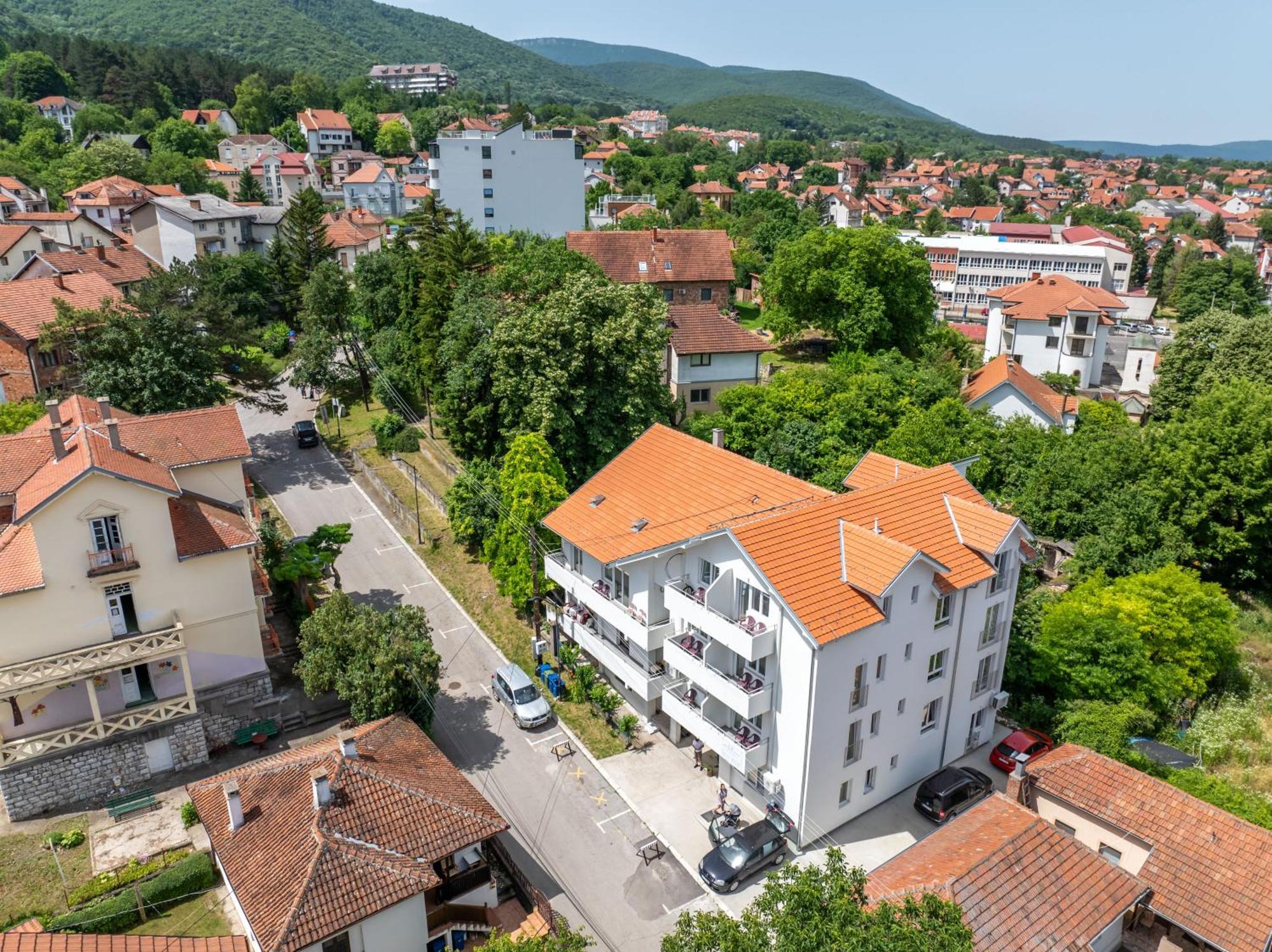 Milutinn-Lipa Soko Banja Bagian luar foto