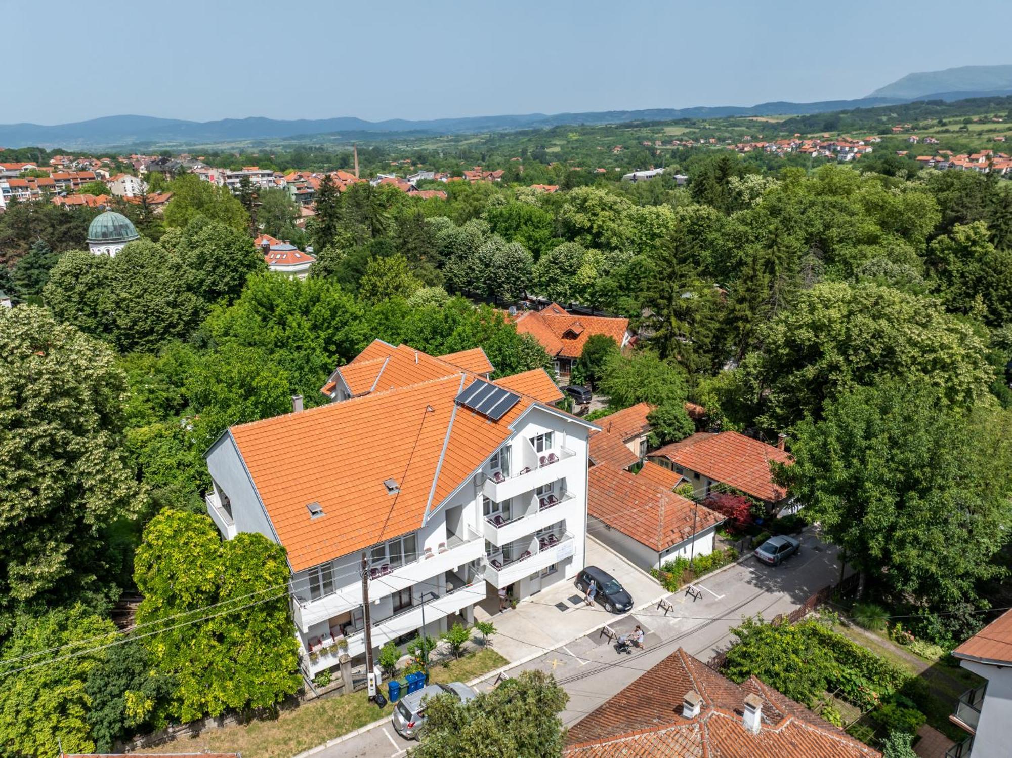Milutinn-Lipa Soko Banja Bagian luar foto